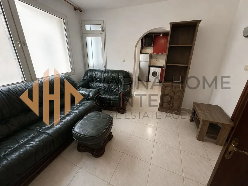 Продава апартамент - 2