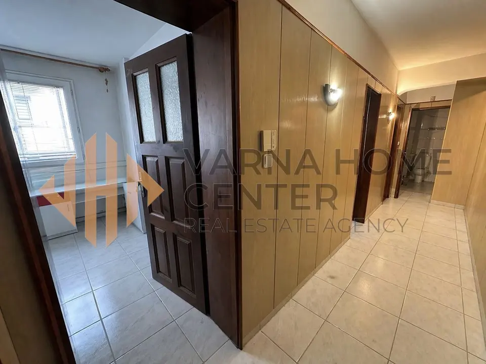 Продава апартамент - 4
