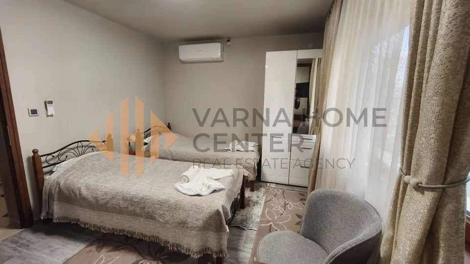 Brand new, extended studio apartment is available for rent, located in the central part of the Asparuhovo district. - 2